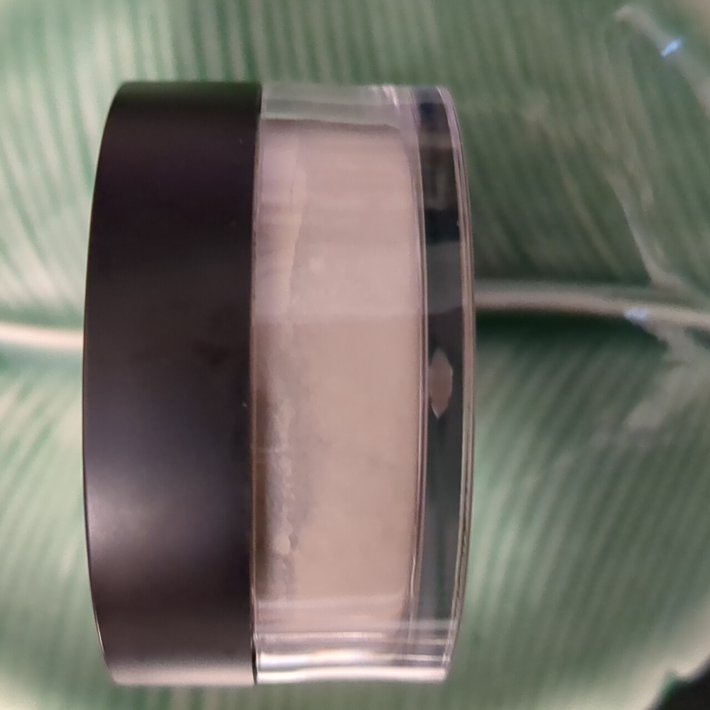 Setting Powder - Picture 3 of 3